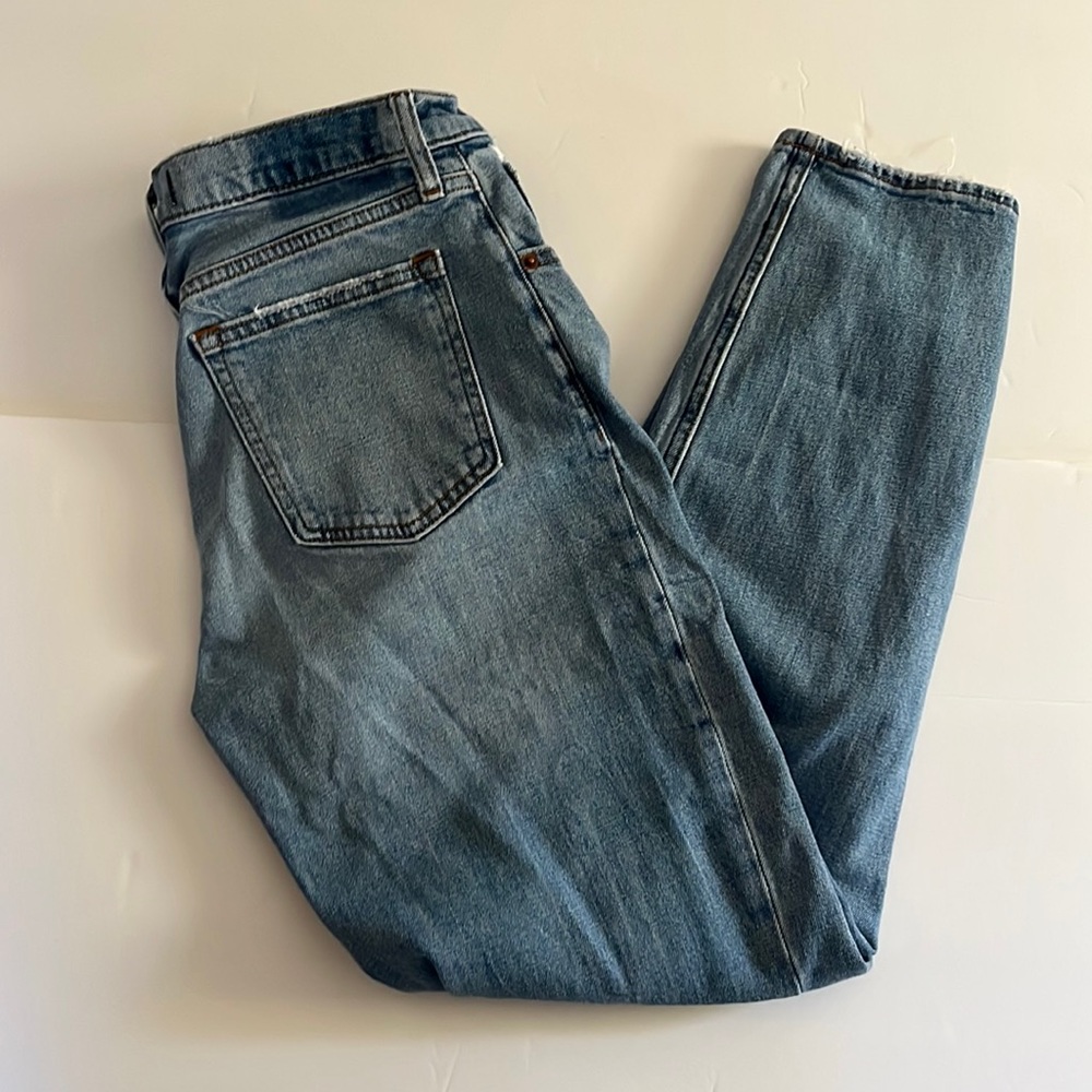 Abercrombie mom jeans